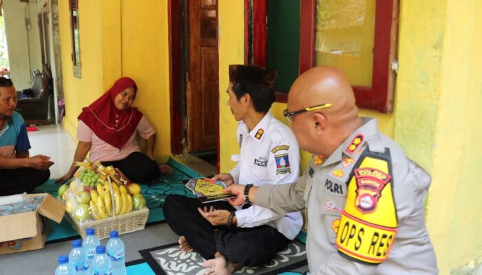 Ungkapan Duka Cita,Kapolres Serang Takjiah ke Rumah Korban Tenggelam