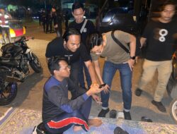 Polres Serang Razia Judi Online Dengan Cek Ponsel Warga