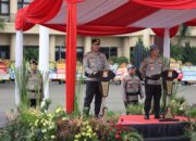 Penyerahan Pataka Polda Banten Warnai Upacara Welcome dan Farewell Parade Kapolda Banten