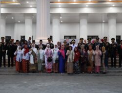 Berjalan Khidmat, Wakapolda Banten Hadiri Penurunan Bendera Merah Putih