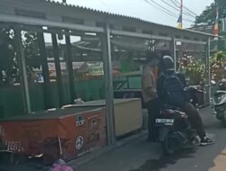 Bangunan Awning Baja Ringan Menutupi Sekolah, Kepala Sekolah SDN 2 Cikande : Saya Tidak Setuju